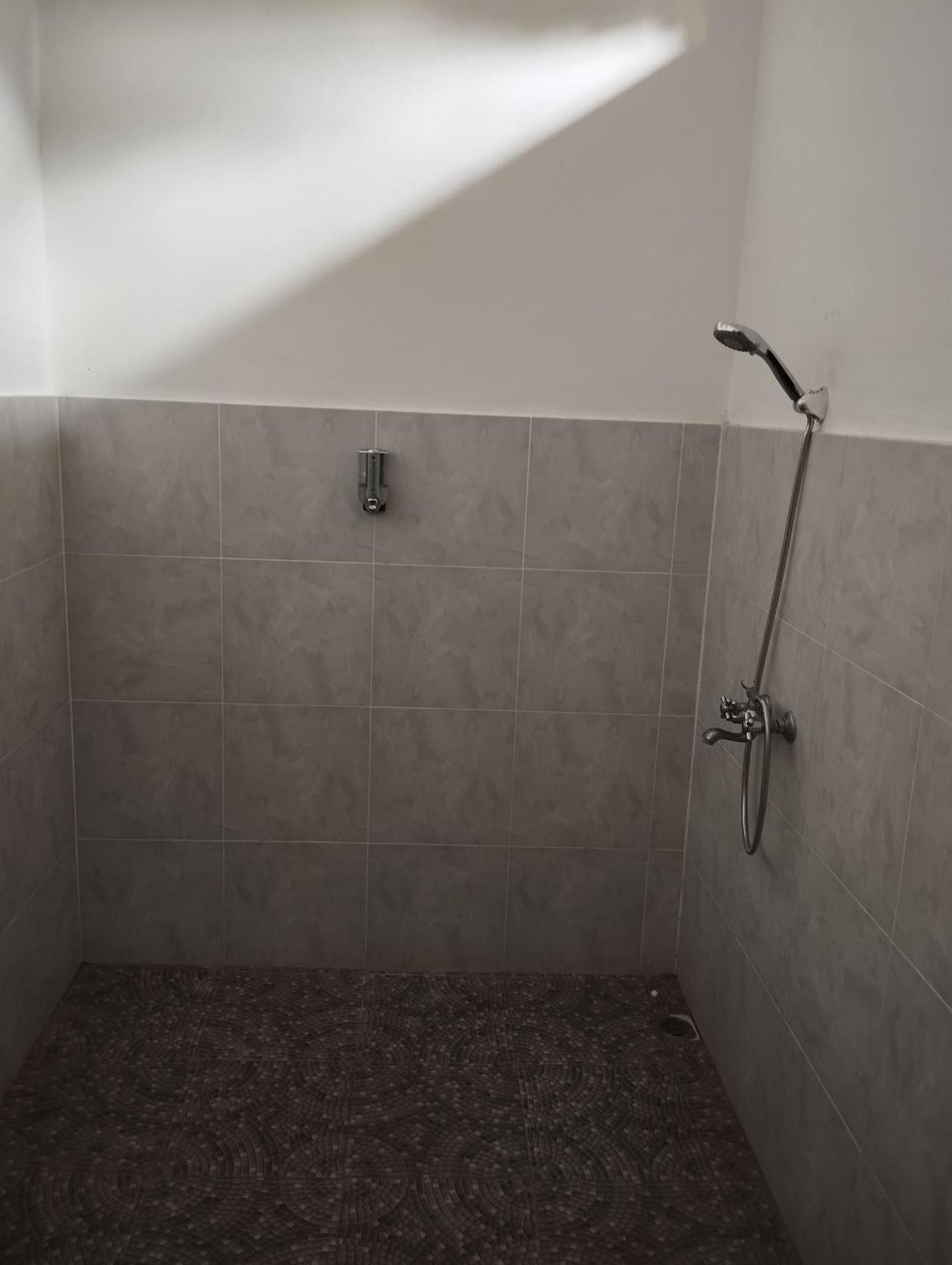 Tunjung Guest House Lovina Beach Pabean Buleleng 部屋 写真